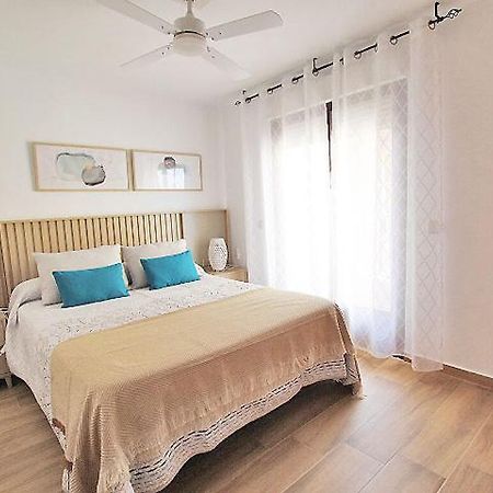 Apartamento Europa Primera Linea De Playa Guardamar Lejlighed Guardamar del Segura Eksteriør billede