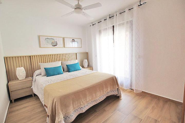 Apartamento Europa Primera Linea De Playa Guardamar Lejlighed Guardamar del Segura Eksteriør billede