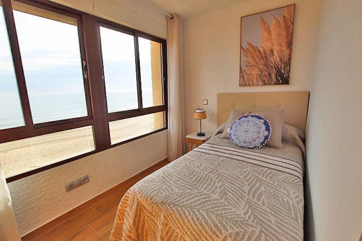 Apartamento Europa Primera Linea De Playa Guardamar Lejlighed Guardamar del Segura Eksteriør billede